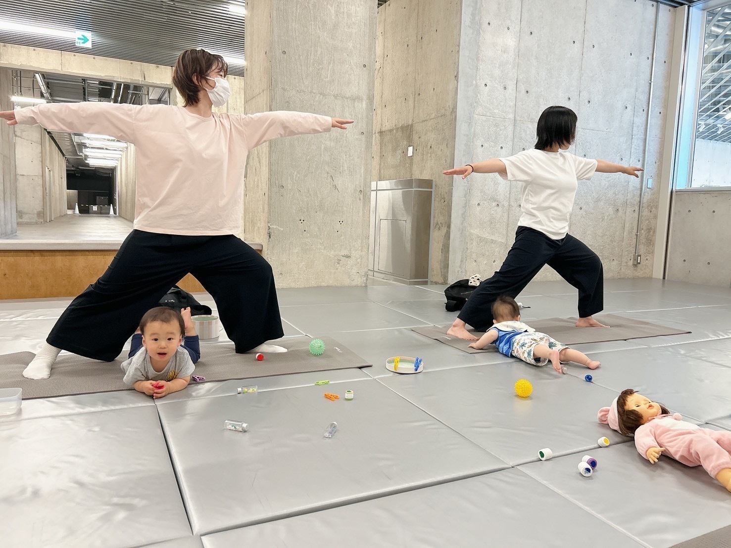 四国初！ベビトレヨガ認定講師とほぐして整える～ママのためのヨガ